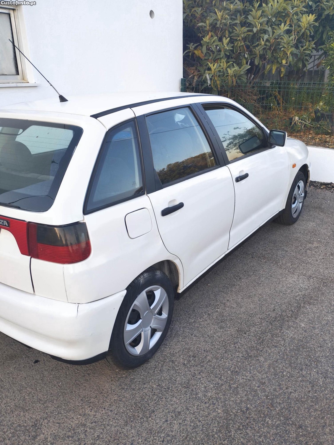 SEAT Ibiza TD GLX 75 CV 6k — fotografia 3