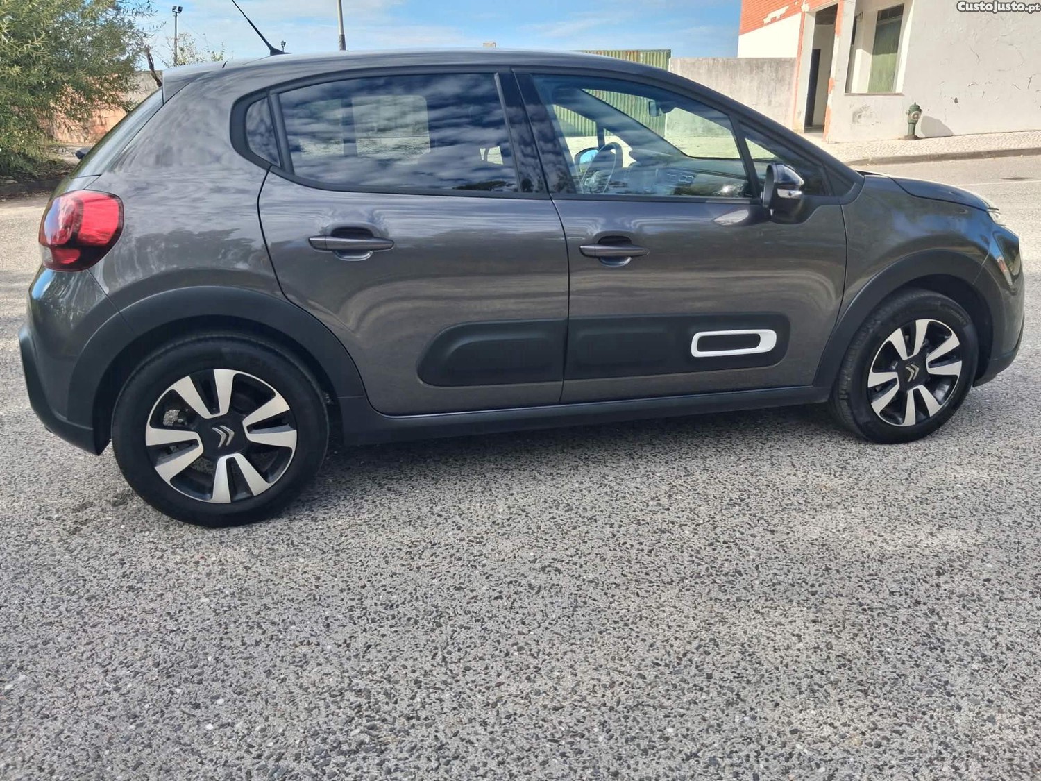 Citroën C3 1.2 PureTech - 24 — photo 3