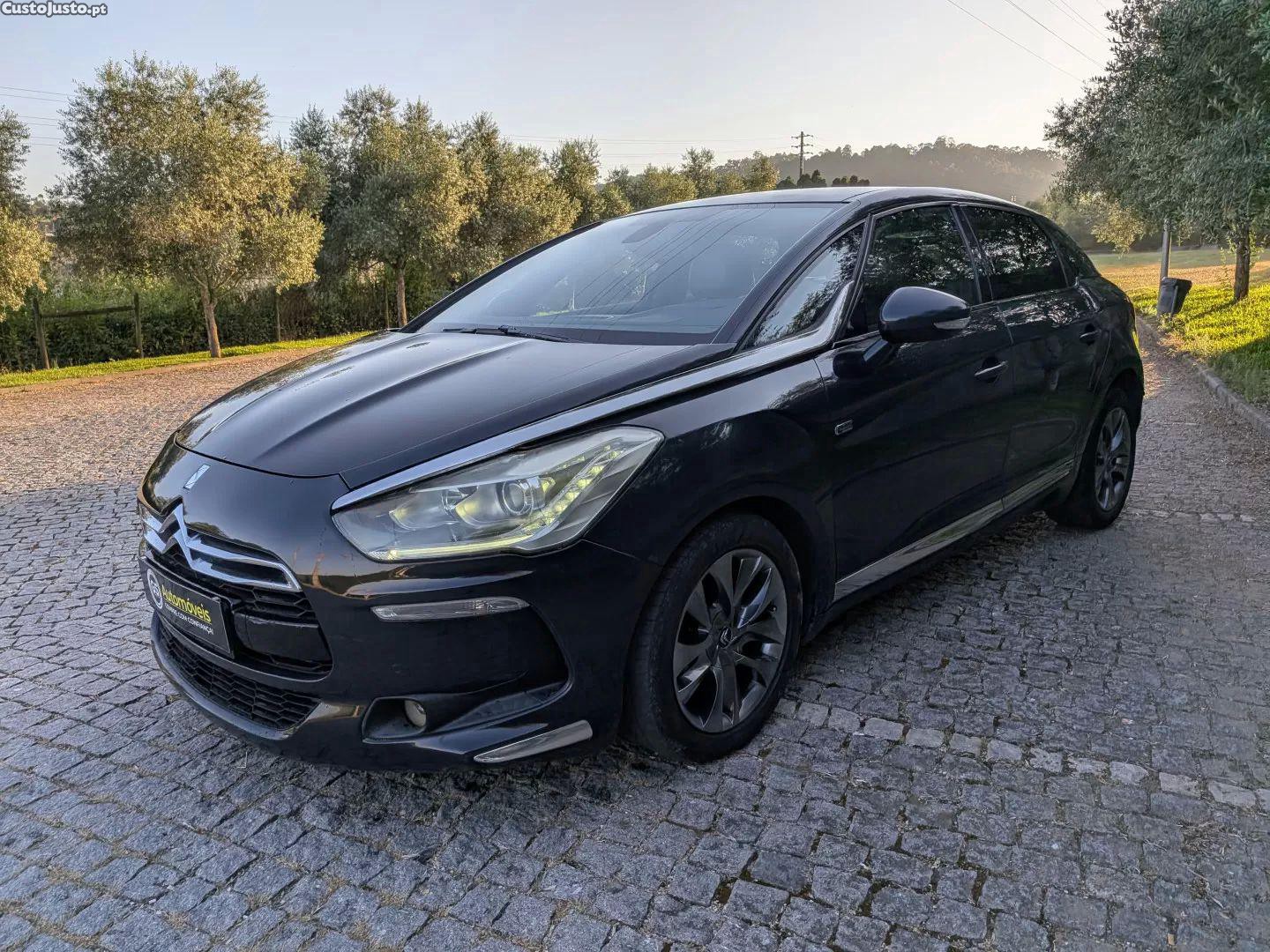 DS 5 5 2.0 hybrid4 sport chic — fotografia 11