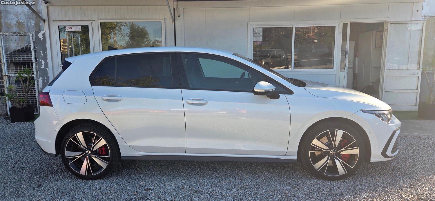 VW Golf Gte Hybrid Plug-In — photo 2
