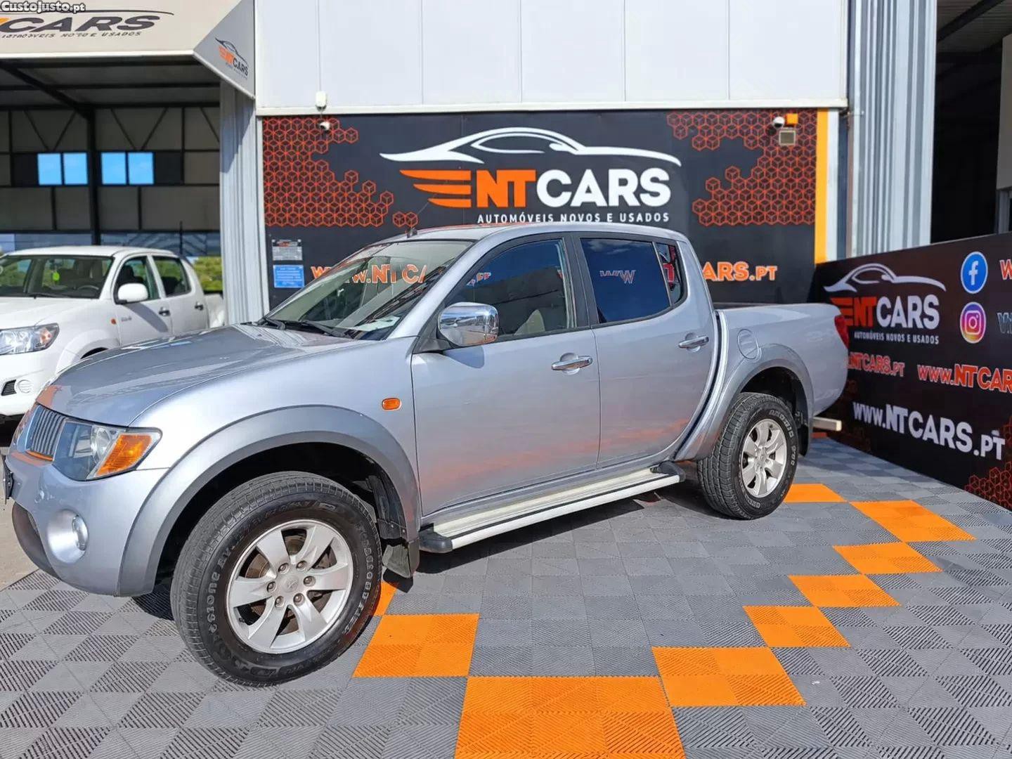 Mitsubishi L200 2.5 td strakar sport ht