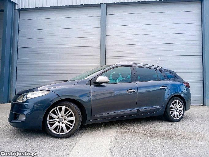 Renault Mégane Renault Megane Sport Tourer 1.5 dCi GT Line Automática — photo 3