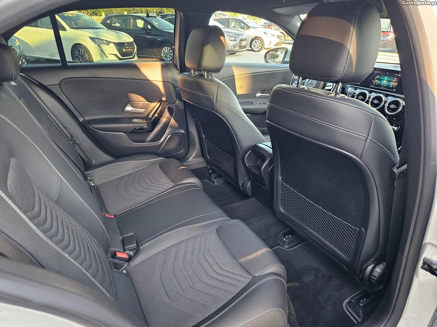 Mercedes-Benz A 180 D STYLE — fotografia 5