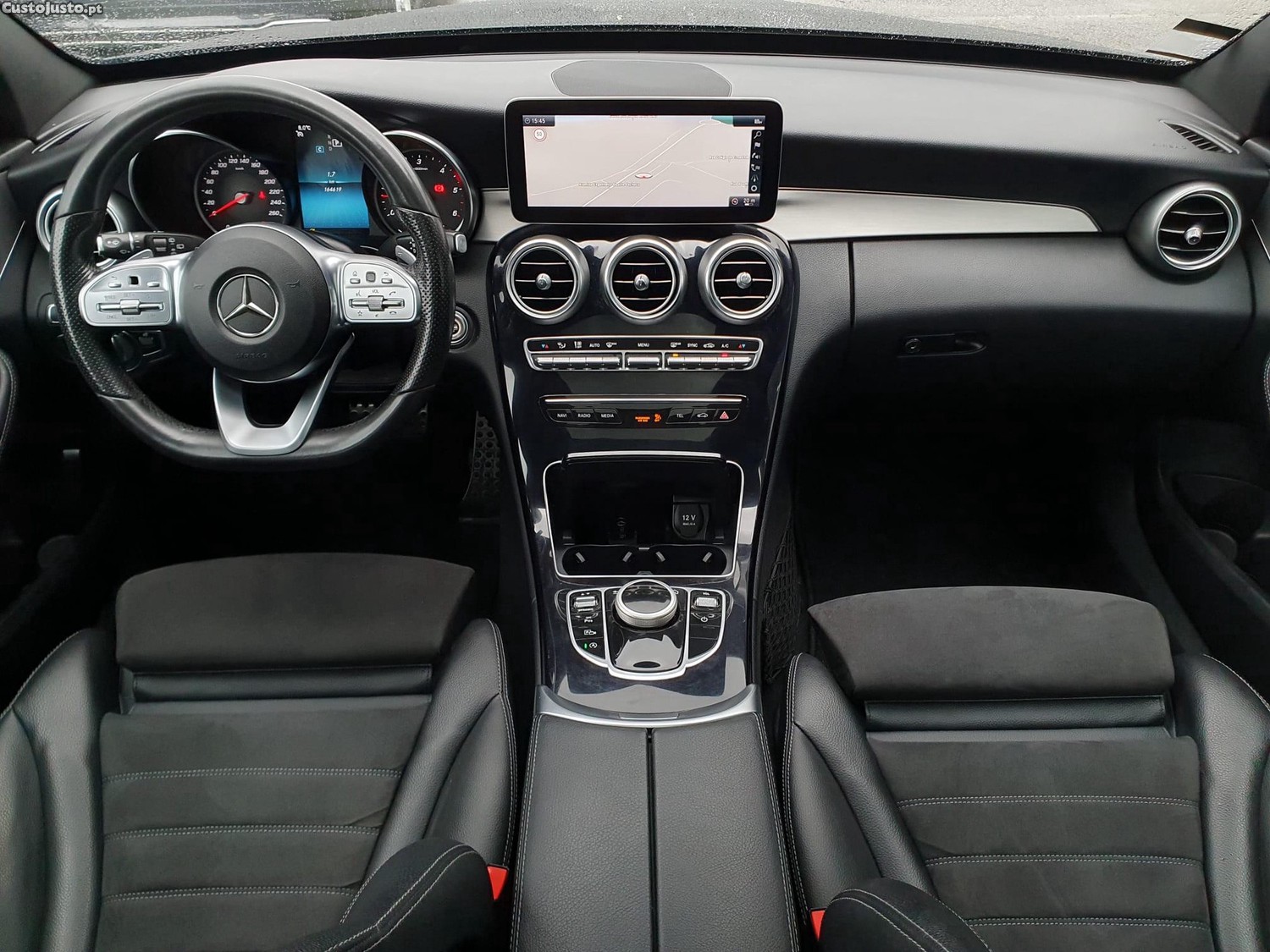 Mercedes-Benz C 300 d AMG Line — fotografia 11