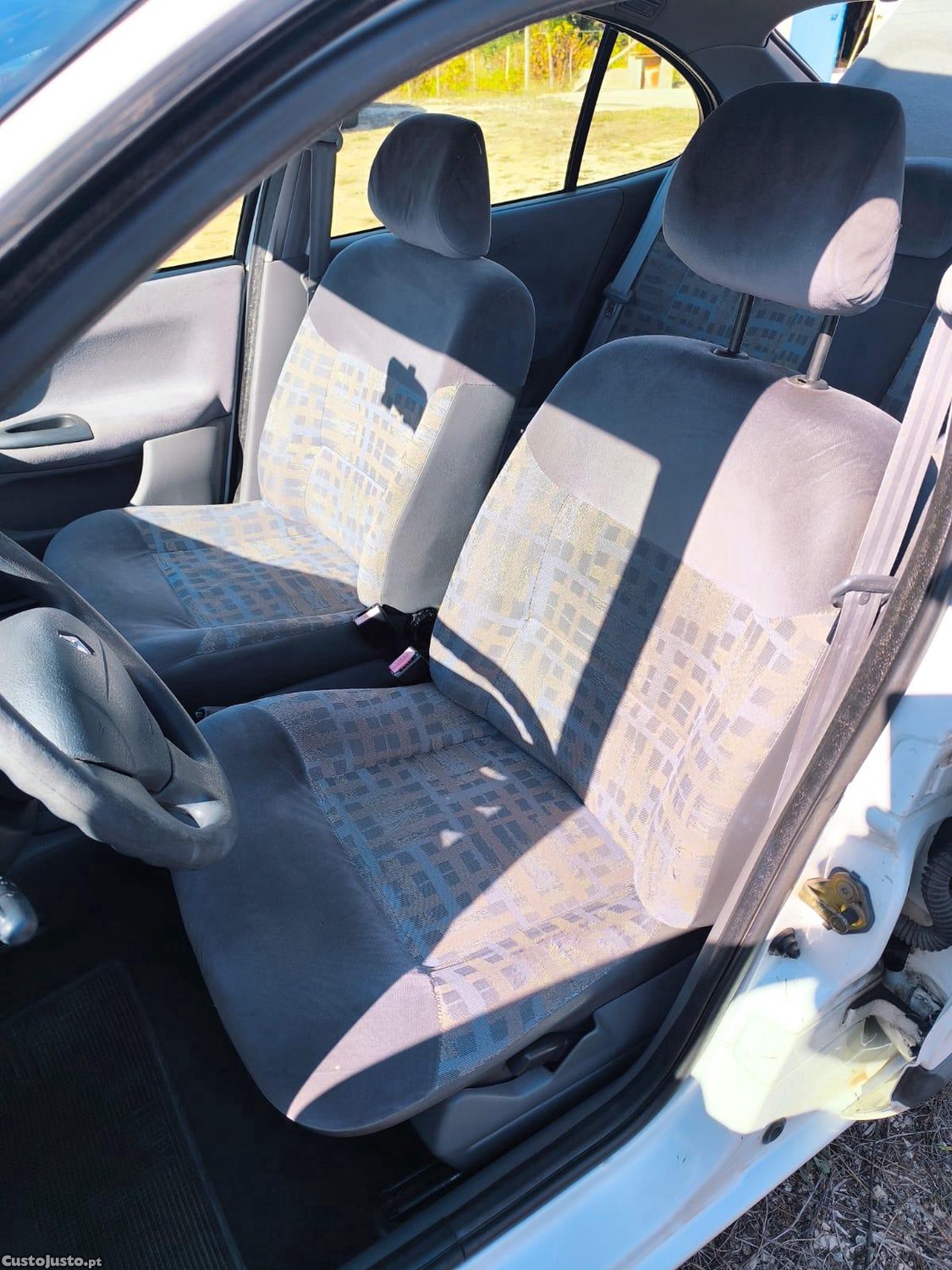 Renault Mégane Megane - 00 — photo 5