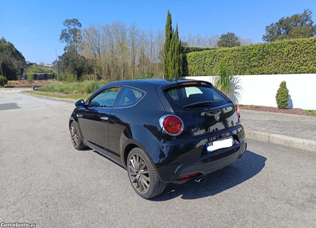 Alfa Romeo MiTo Distinctive — fotografia 4
