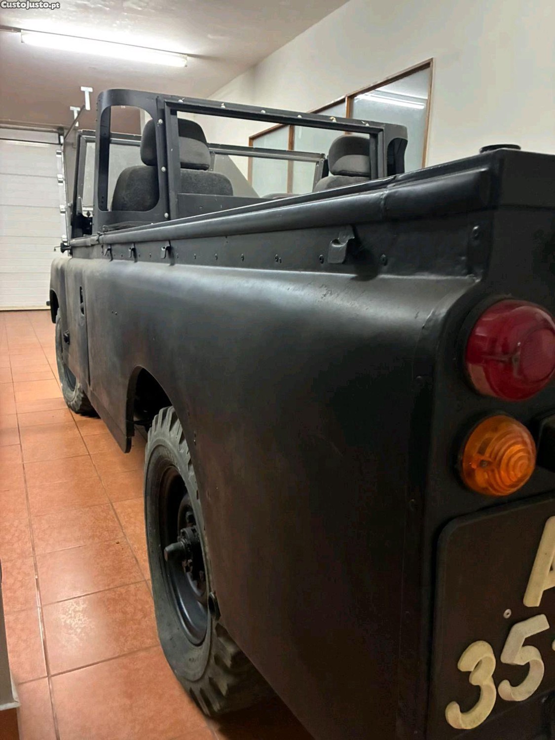 Land Rover Serie II 109 long — photo 3