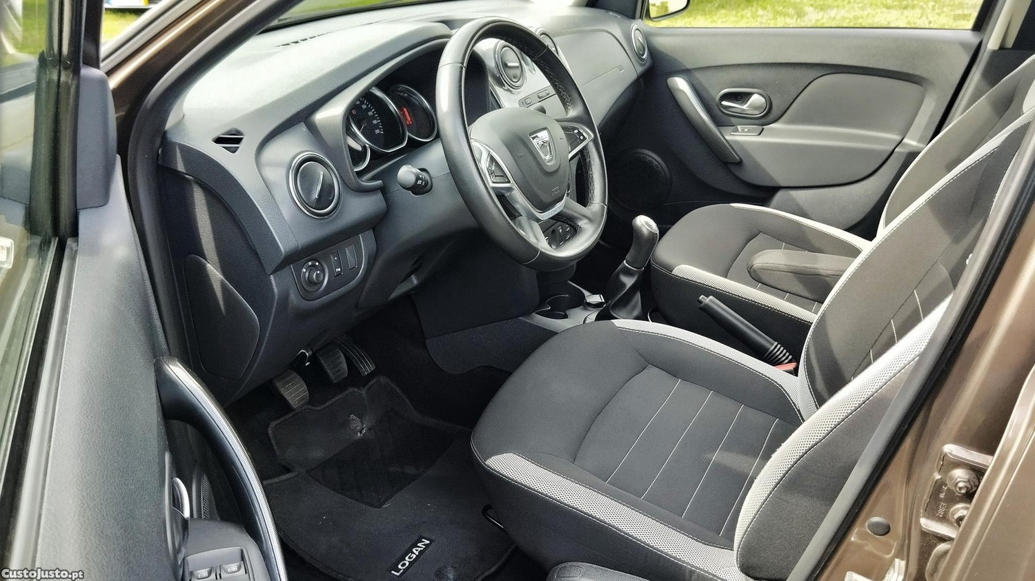 Dacia Logan 1.5 Blue dCi Stepway - 19 — photo 2
