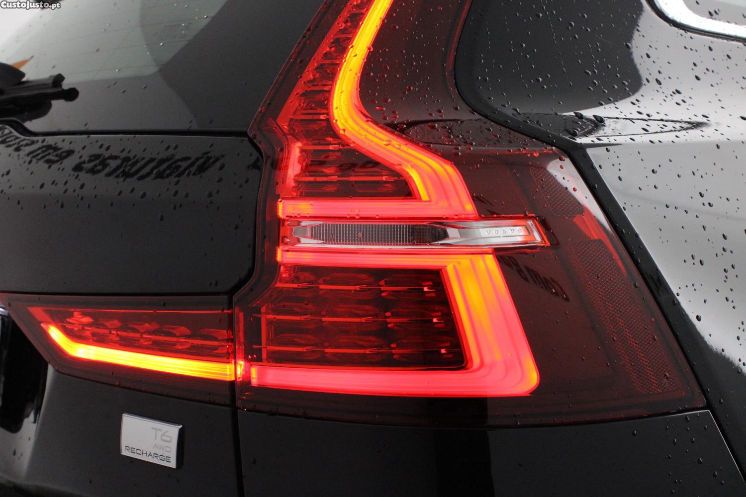 Volvo V60 2.0 T6 AWD INSCRIPTION — fotografia 4