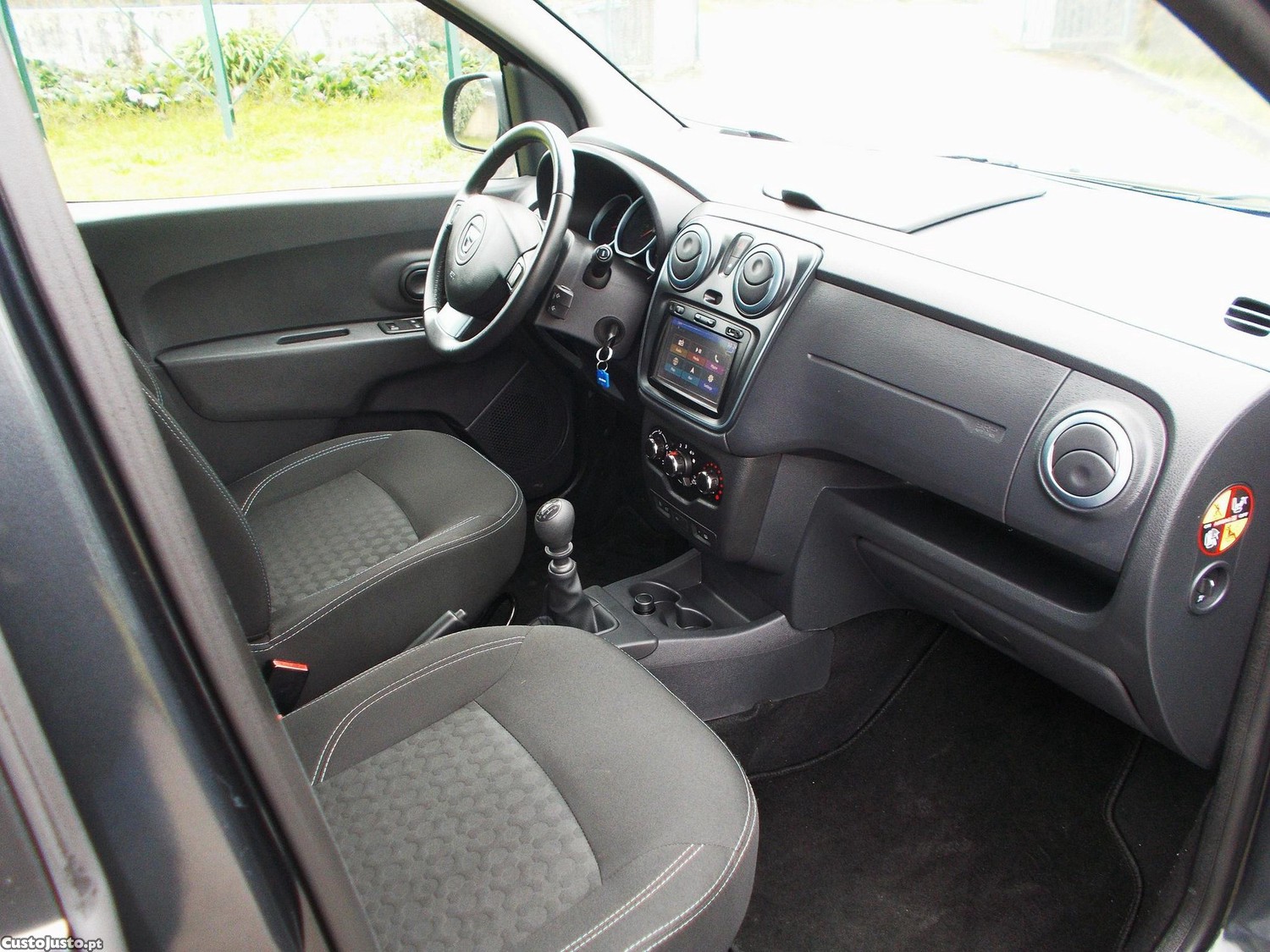 Dacia Lodgy 1.5Dci StepWay GPS 110cv - 16 — photo 3