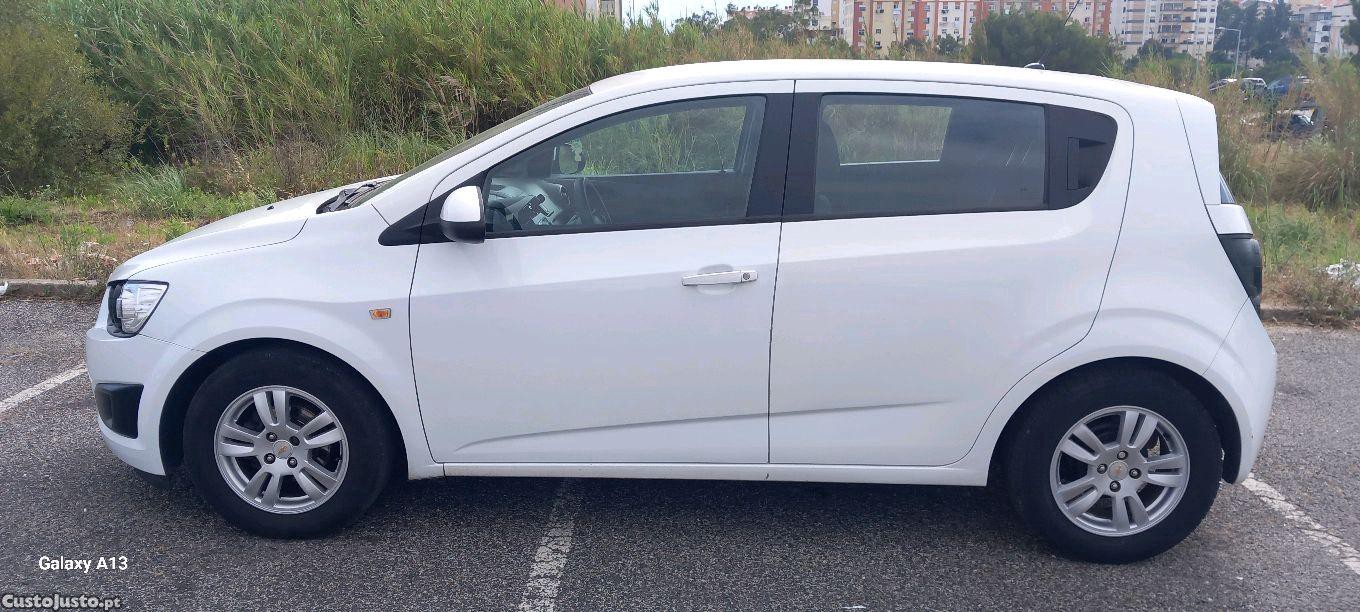 Chevrolet Aveo 1.2 LT — fotografia 9