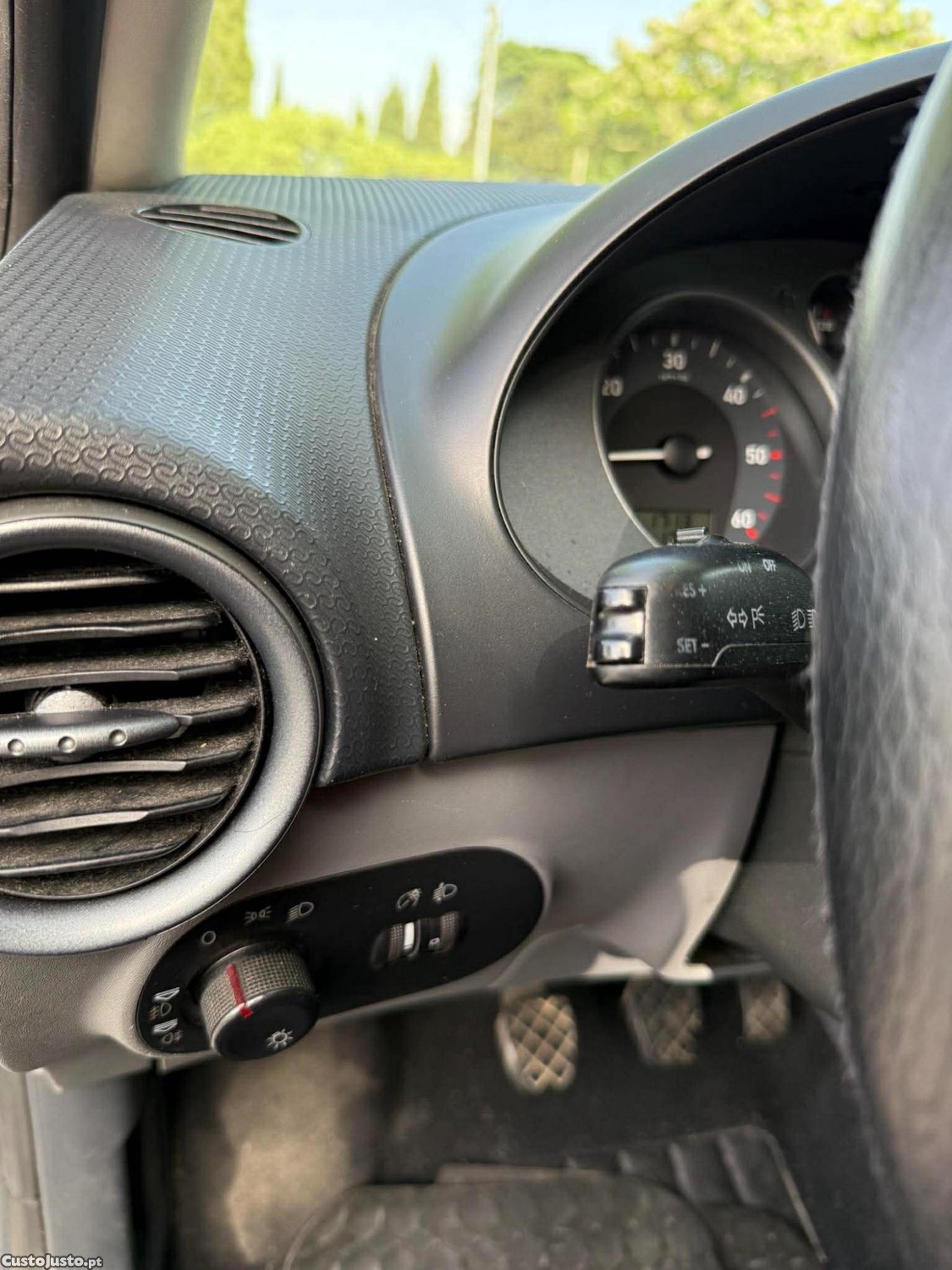 SEAT Ibiza 1.4 Tdi — fotografia 5