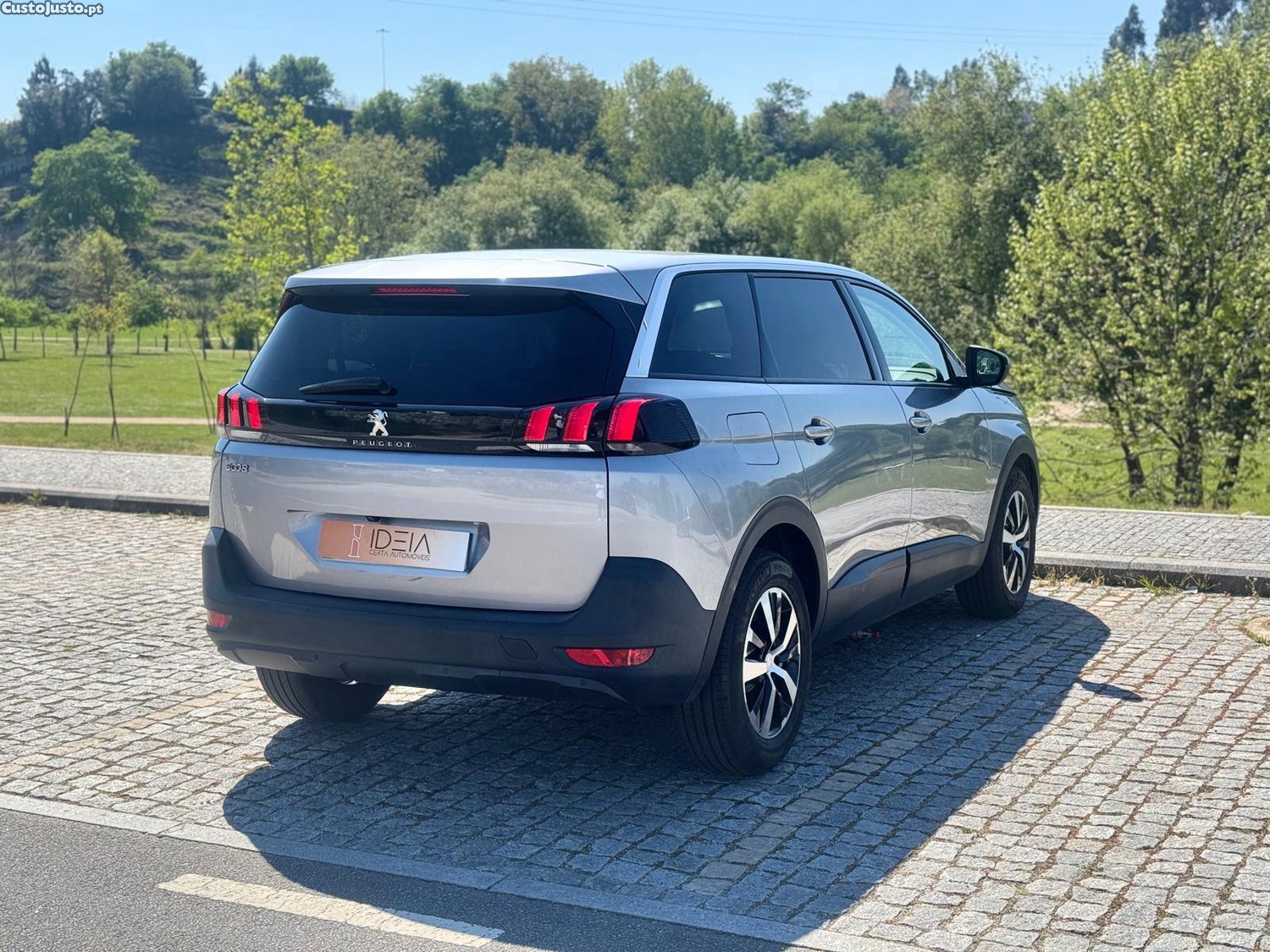 Peugeot 5008 1.5 BlueHDi Active Pack EAT8 - 20 foto 4