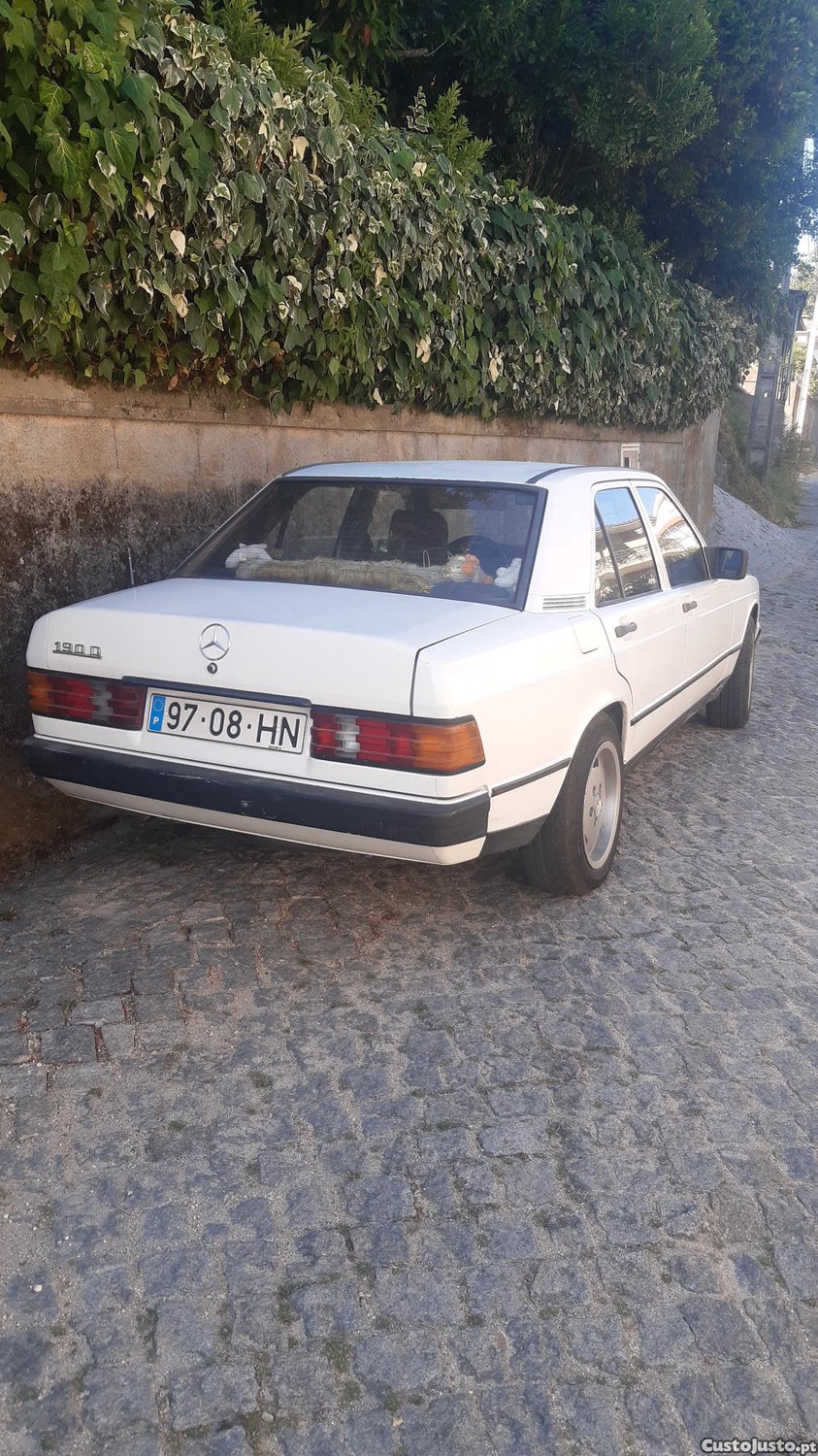Mercedes-Benz 190 190 D — photo 2