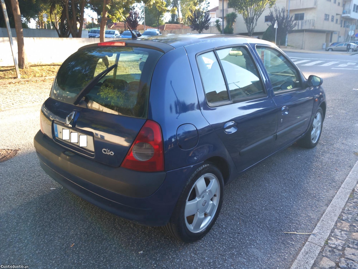 Renault Clio 1.5 dCi Confort - 01 — photo 4