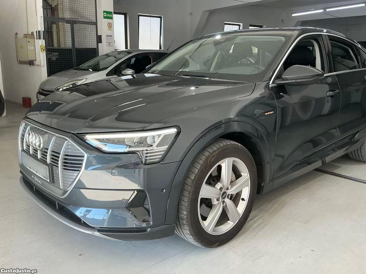 Audi e-tron 55 quattro — photo 2