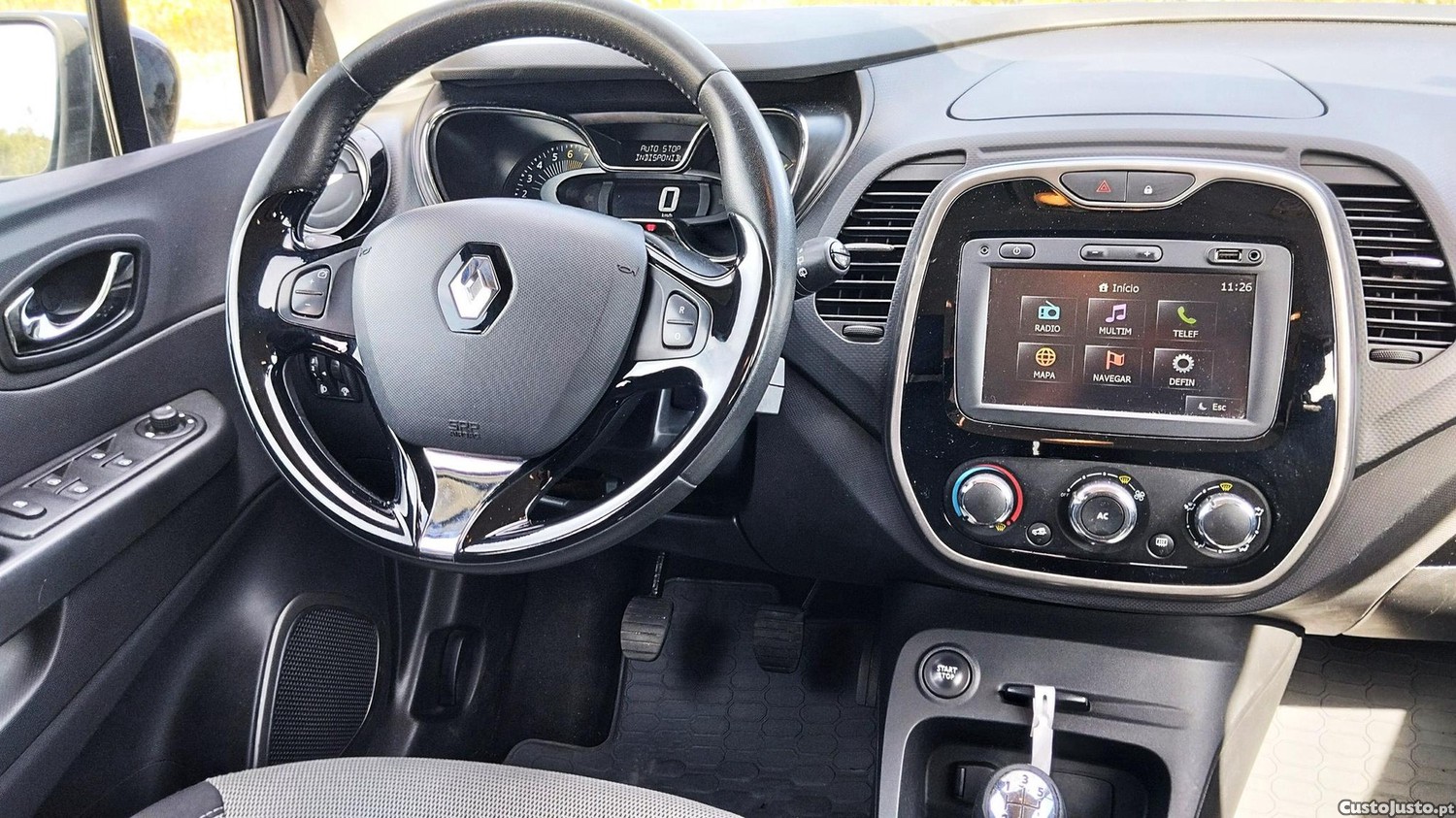 Renault Captur 0.9 Tce - 14 — photo 5