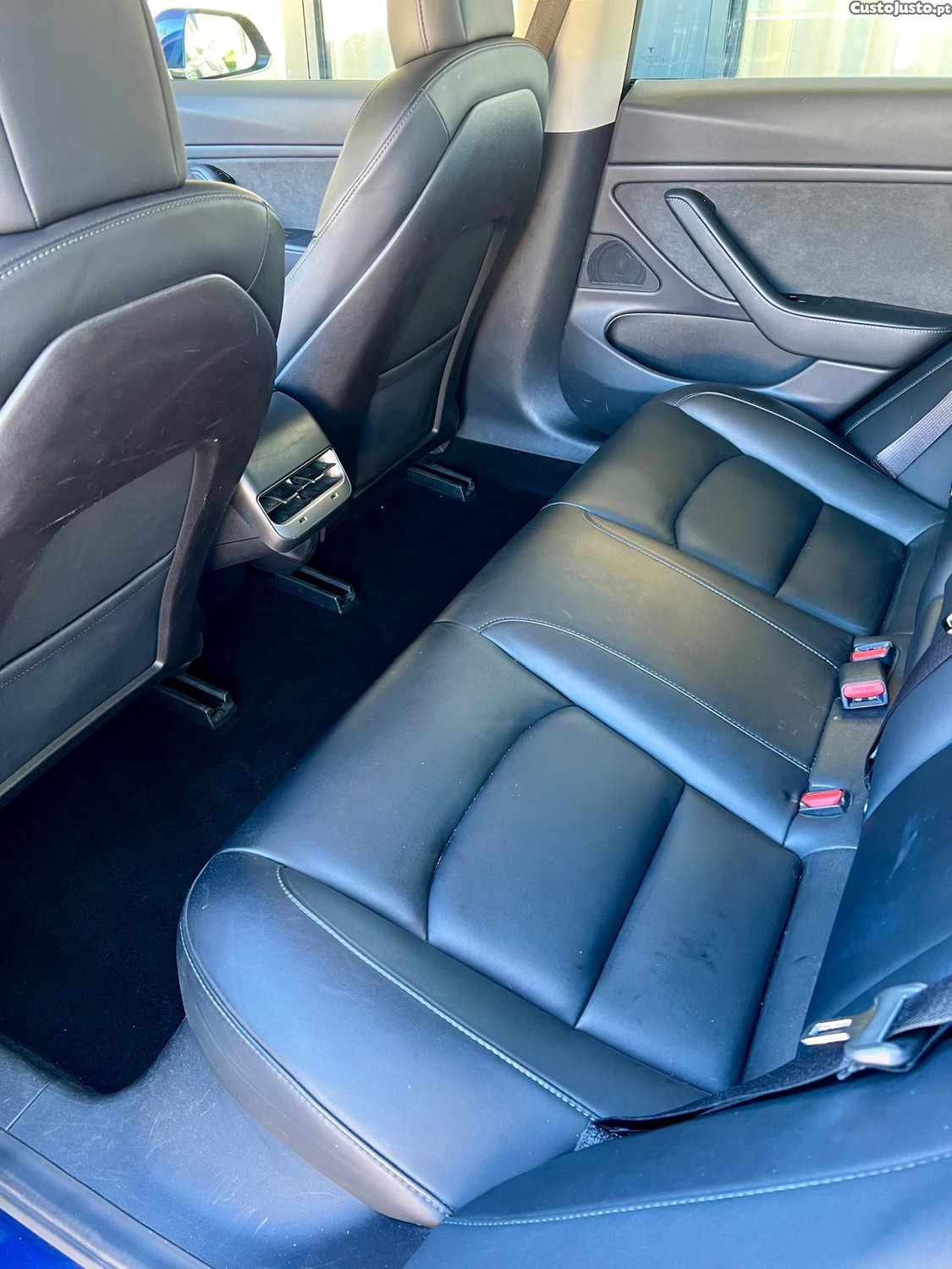 Tesla Model 3 SR+ — photo 4
