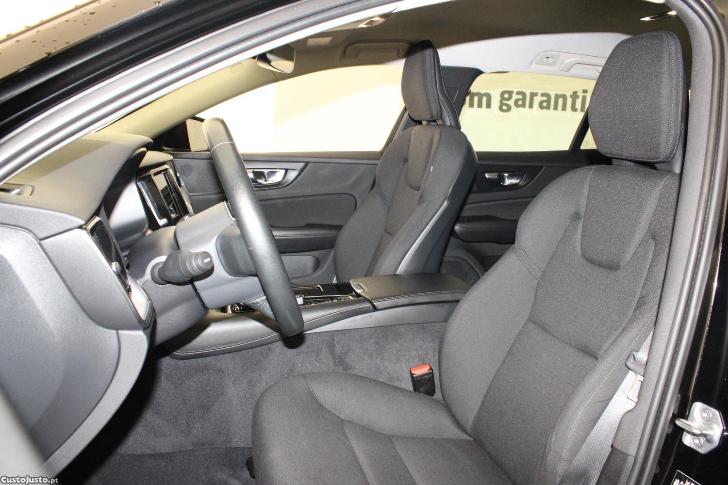 Volvo V60 2.0 T6 AWD INSCRIPTION — fotografia 14
