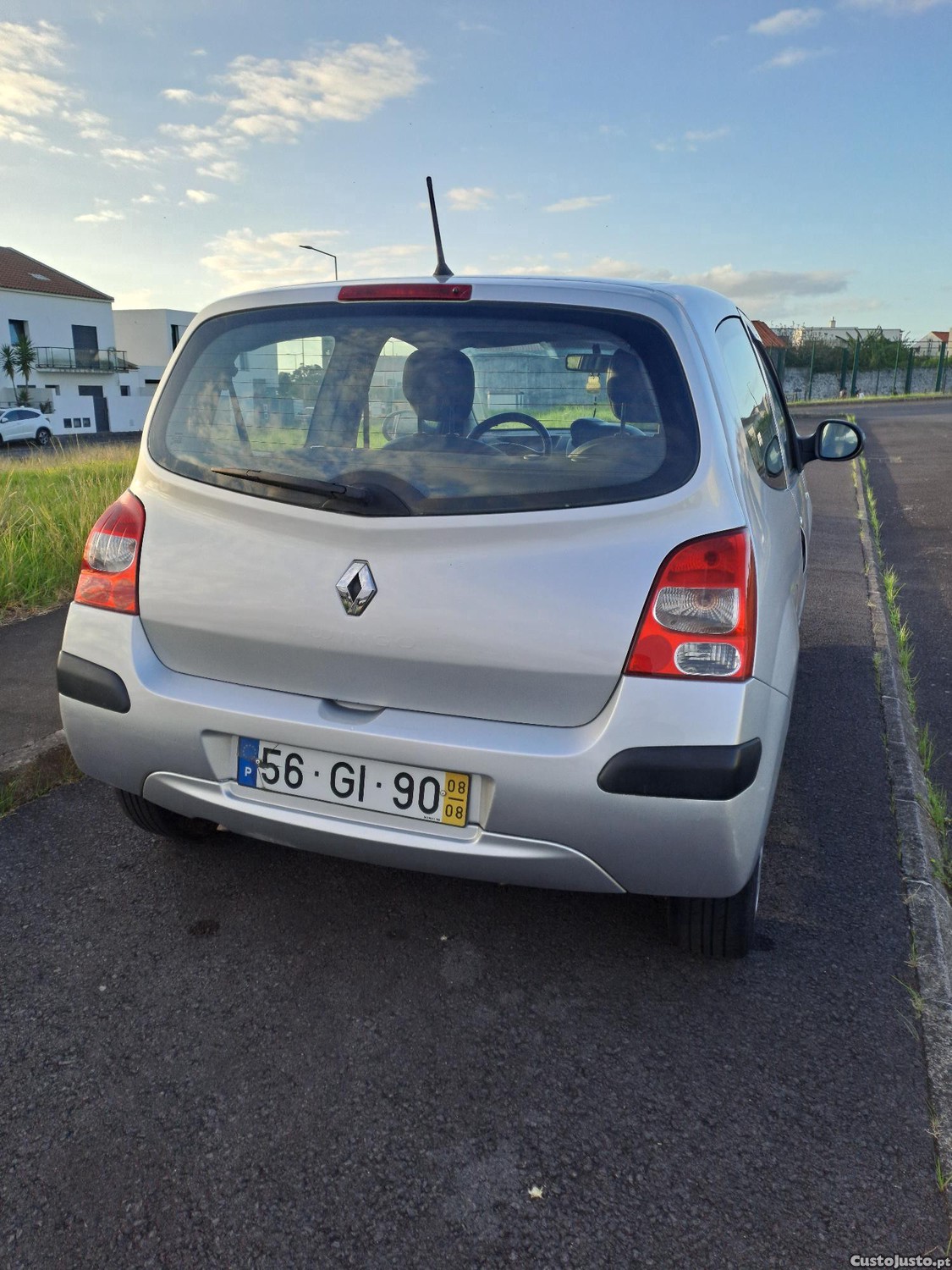 Renault Twingo 1.2 - 08 — photo 3