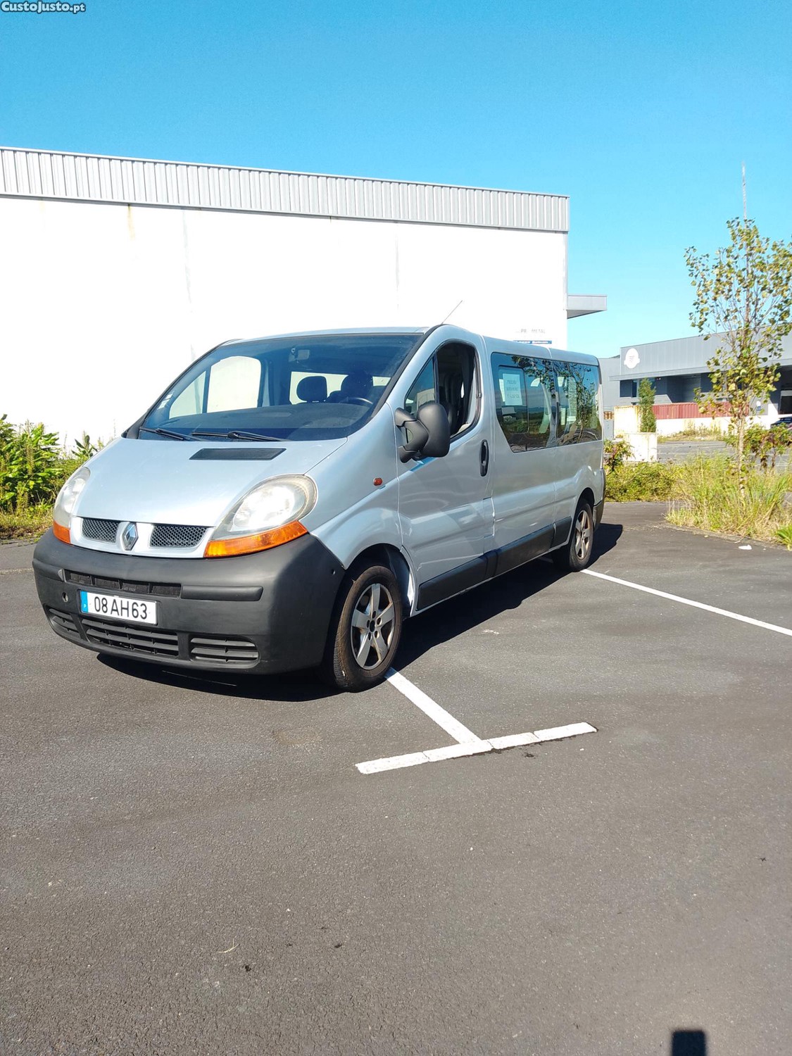 Renault Trafic Van 9 - 05 — photo 2