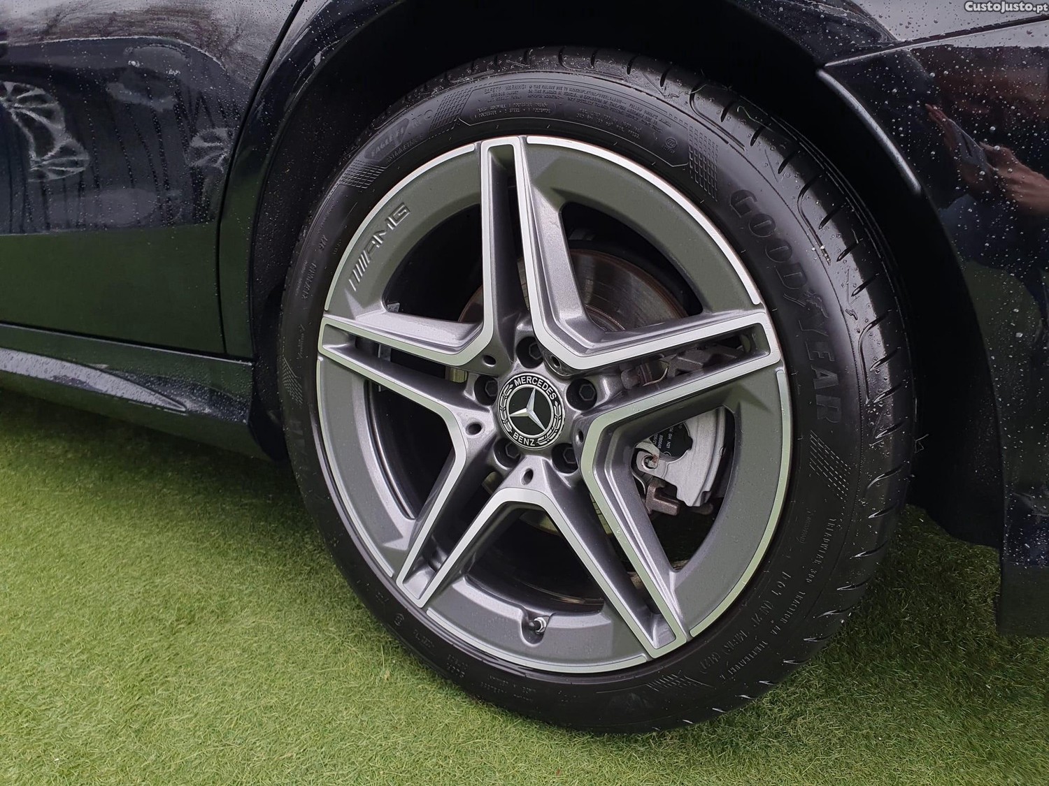 Mercedes-Benz C 300 d AMG Line — fotografia 17