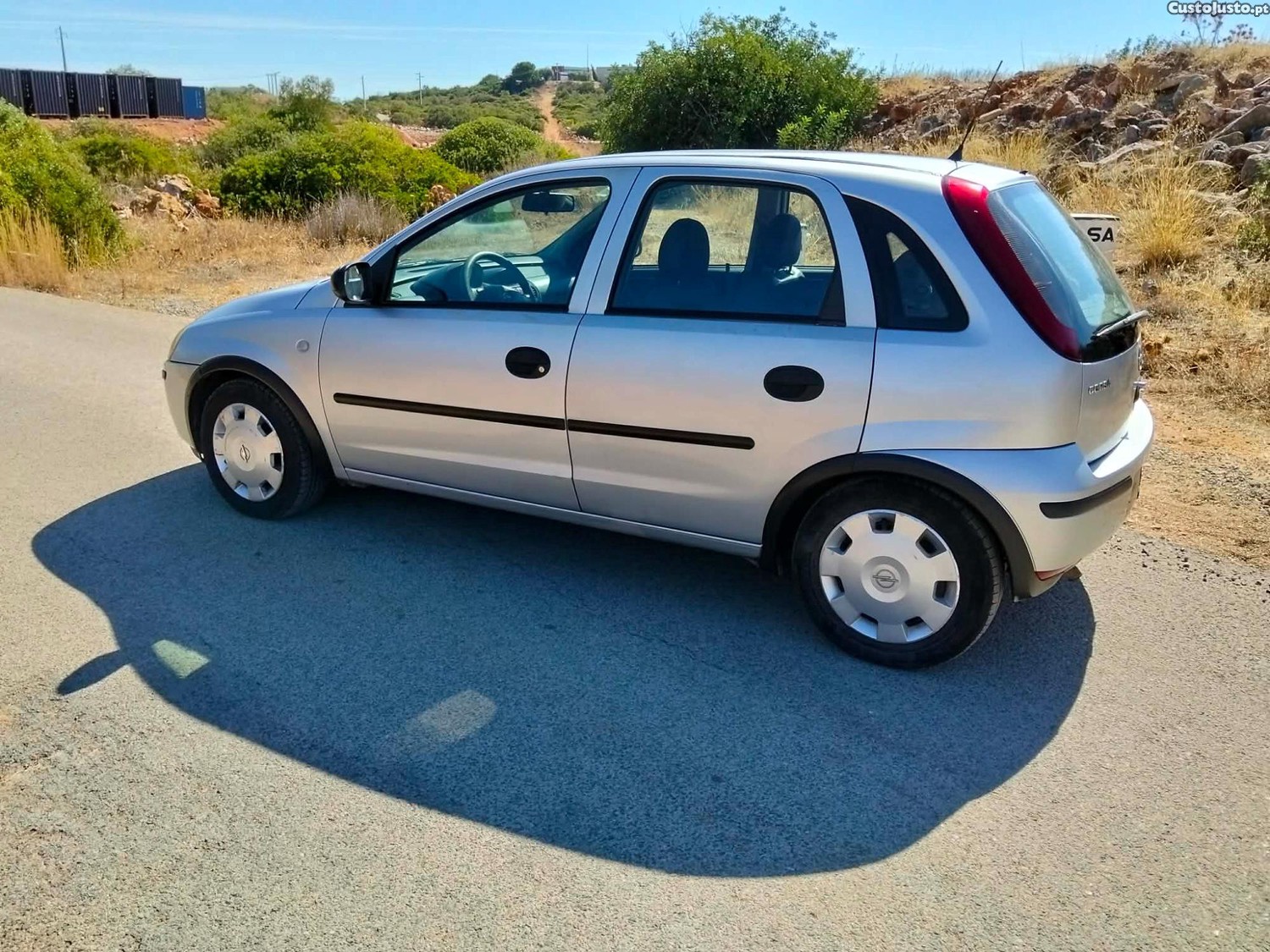 Opel Corsa 1.2 GASOLINA ANO 2004 INSPEÇAO VALIDA ATE 2027\09 - 04 — photo 2