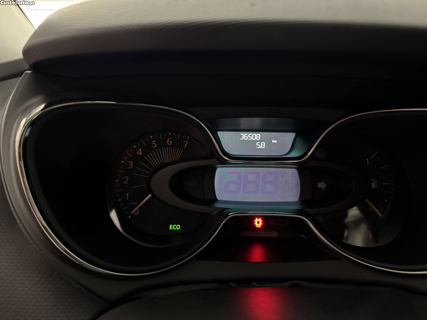 Renault Captur 0.9 TCe Itens Energy — photo 4