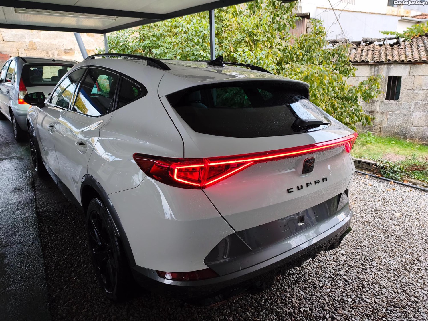 CUPRA Formentor 1.4 e Híbrido Plug-in Sport DGS - 22 — photo 4
