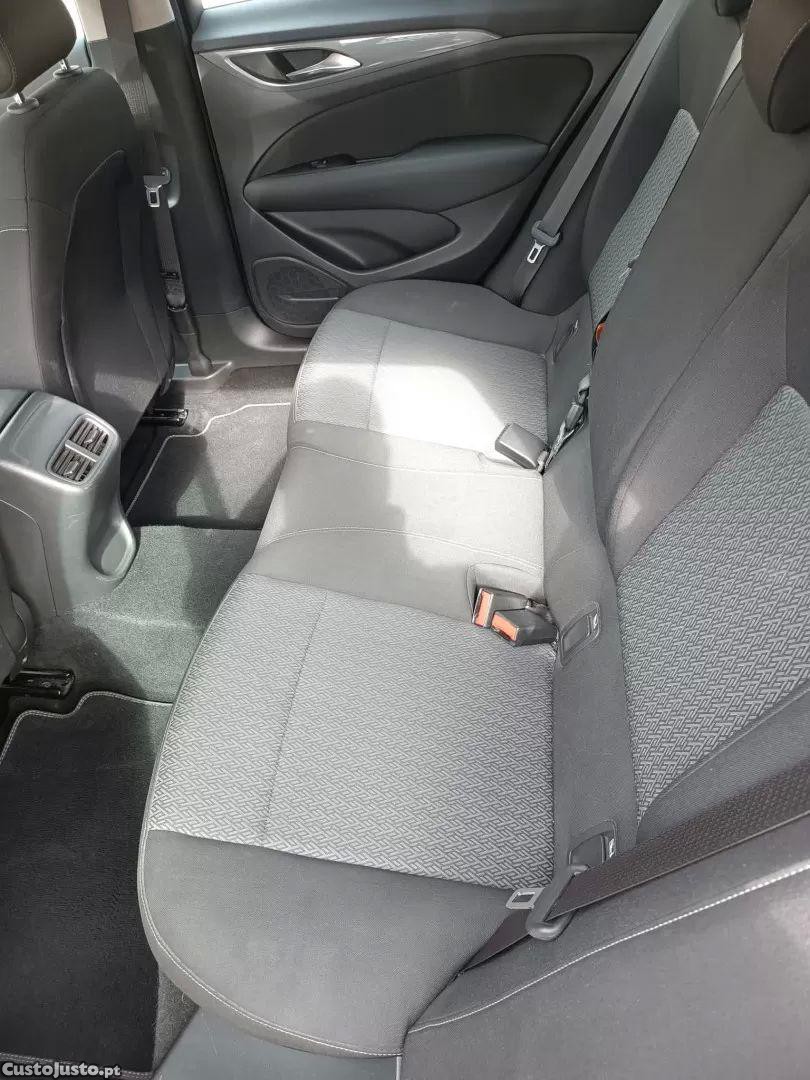 Opel Insignia 1.6 cdti dynamic — fotografia 8