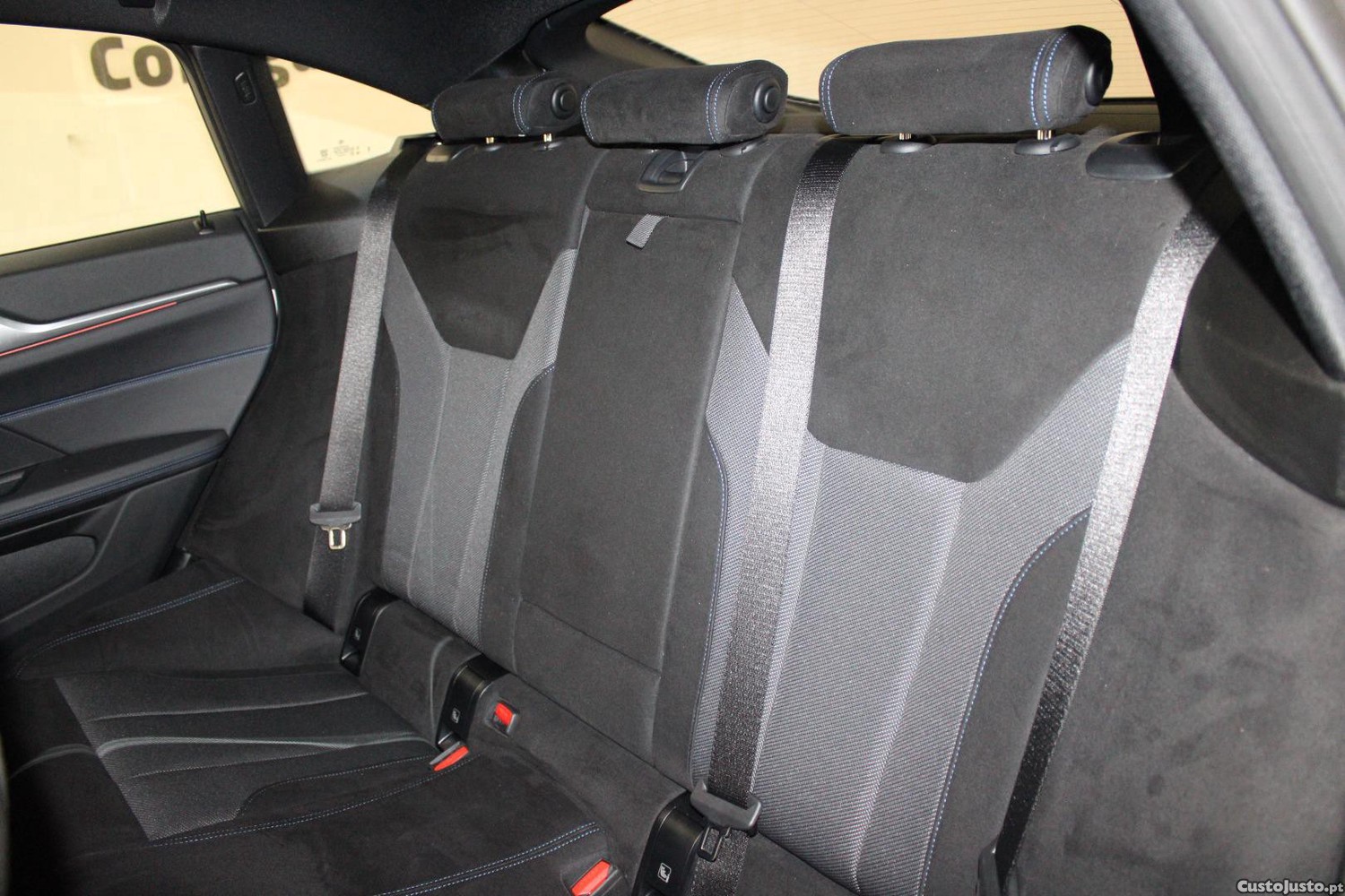 BMW i4 40 E-DRIVE PACK M 83,9KWH (AUTO) — fotografia 12