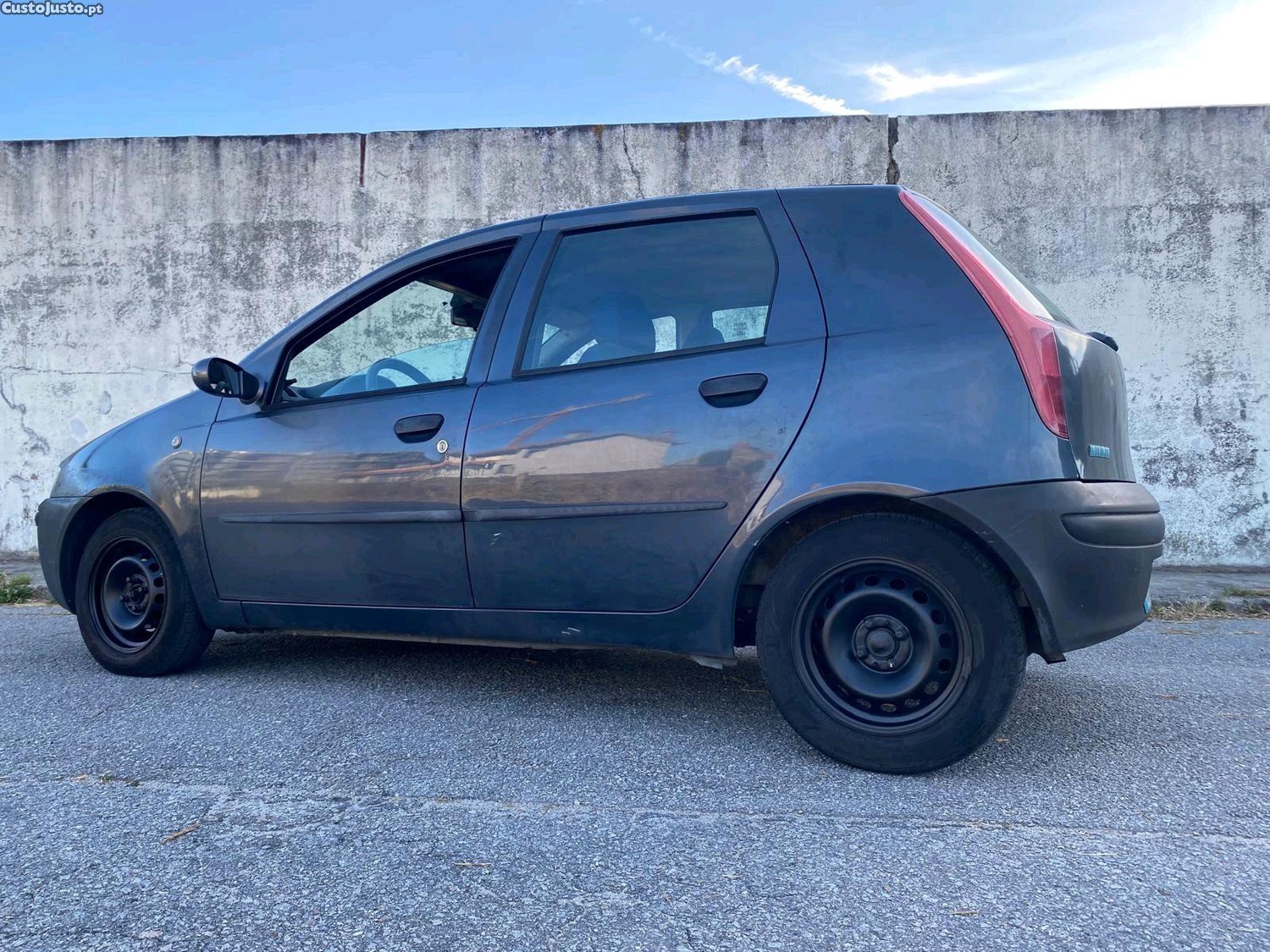 Fiat Punto 1.2 com AC — fotografia 9