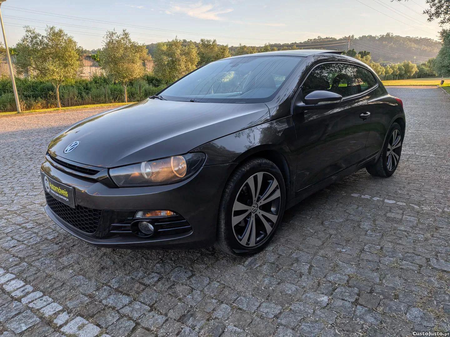 VW Scirocco 2.0 tdi - 12 foto 3