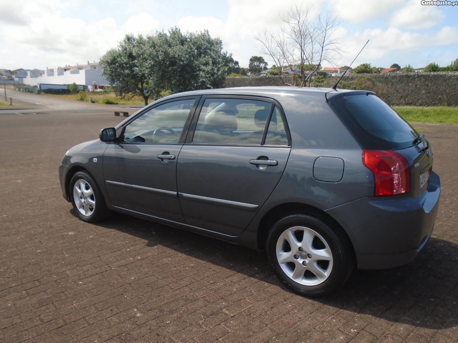 Toyota Corolla 1.4 D4D SOL — fotografia 9