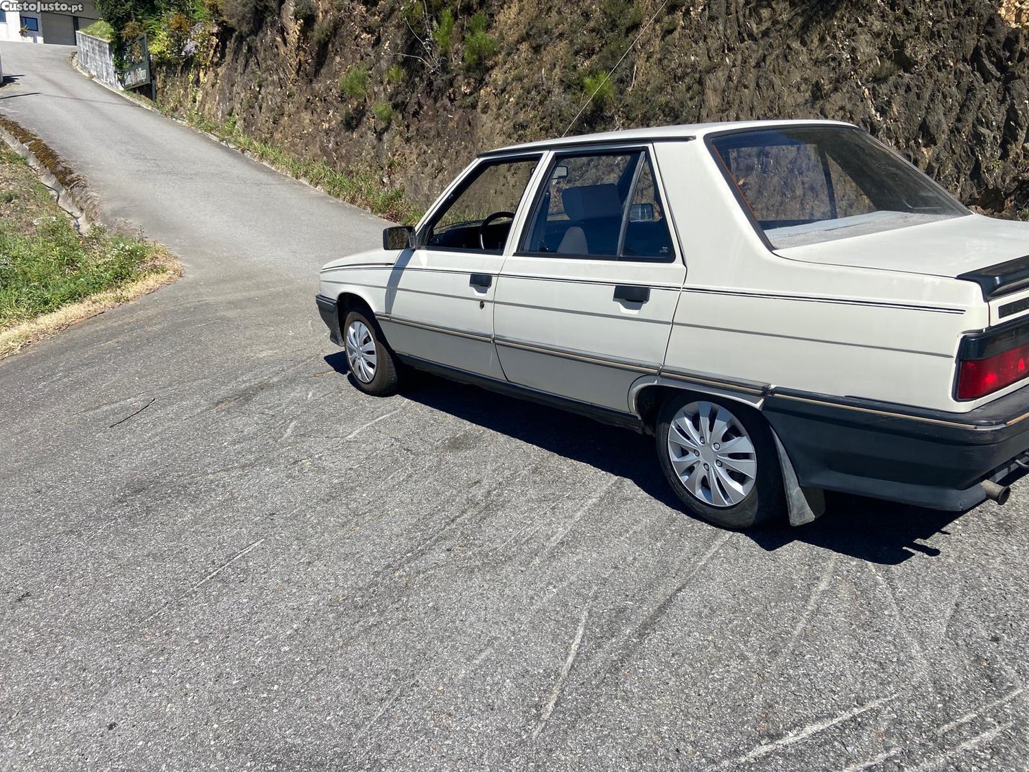 Renault 9 TL CLÁSSICO — fotografia 10