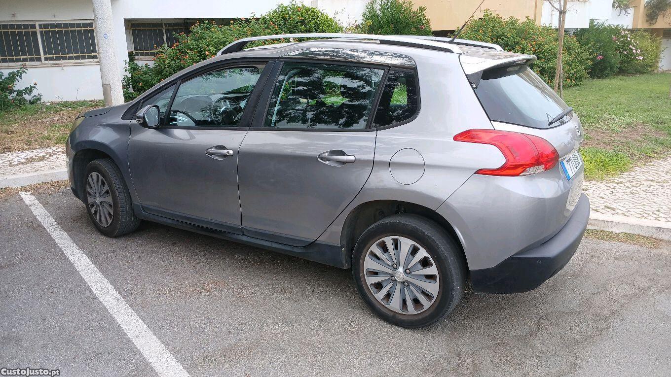 Peugeot 2008 allure — fotografia 7