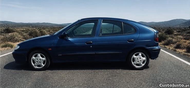Renault Mégane 1.4 Symbol — fotografia 8