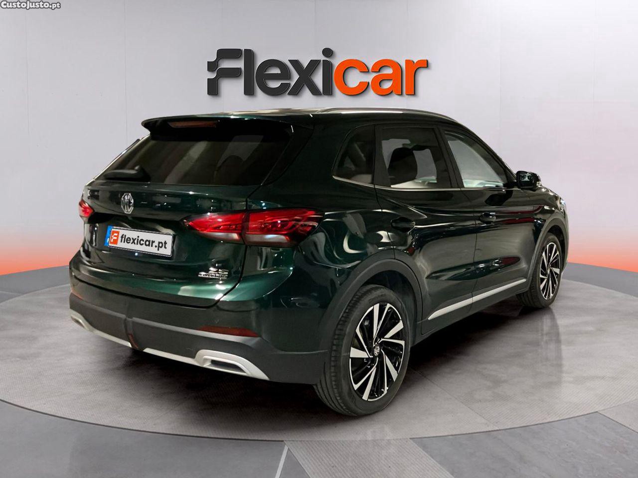 MG ZS 1.5 Hybrid+ Luxury — photo 4