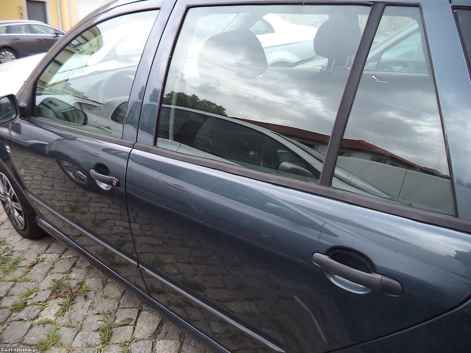 Skoda Fabia 1.2 -ac-je-180000 km — fotografia 10