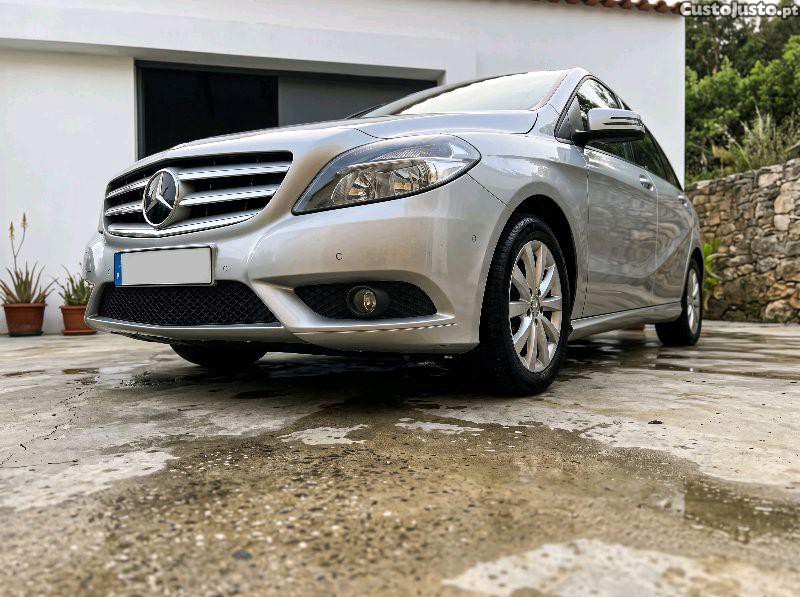 Mercedes-Benz B 180 Classe B - 13 — photo 2