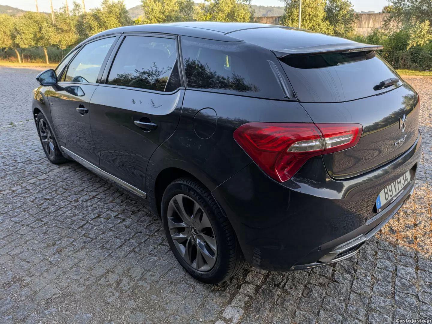 DS 5 5 2.0 hybrid4 sport chic — fotografia 8