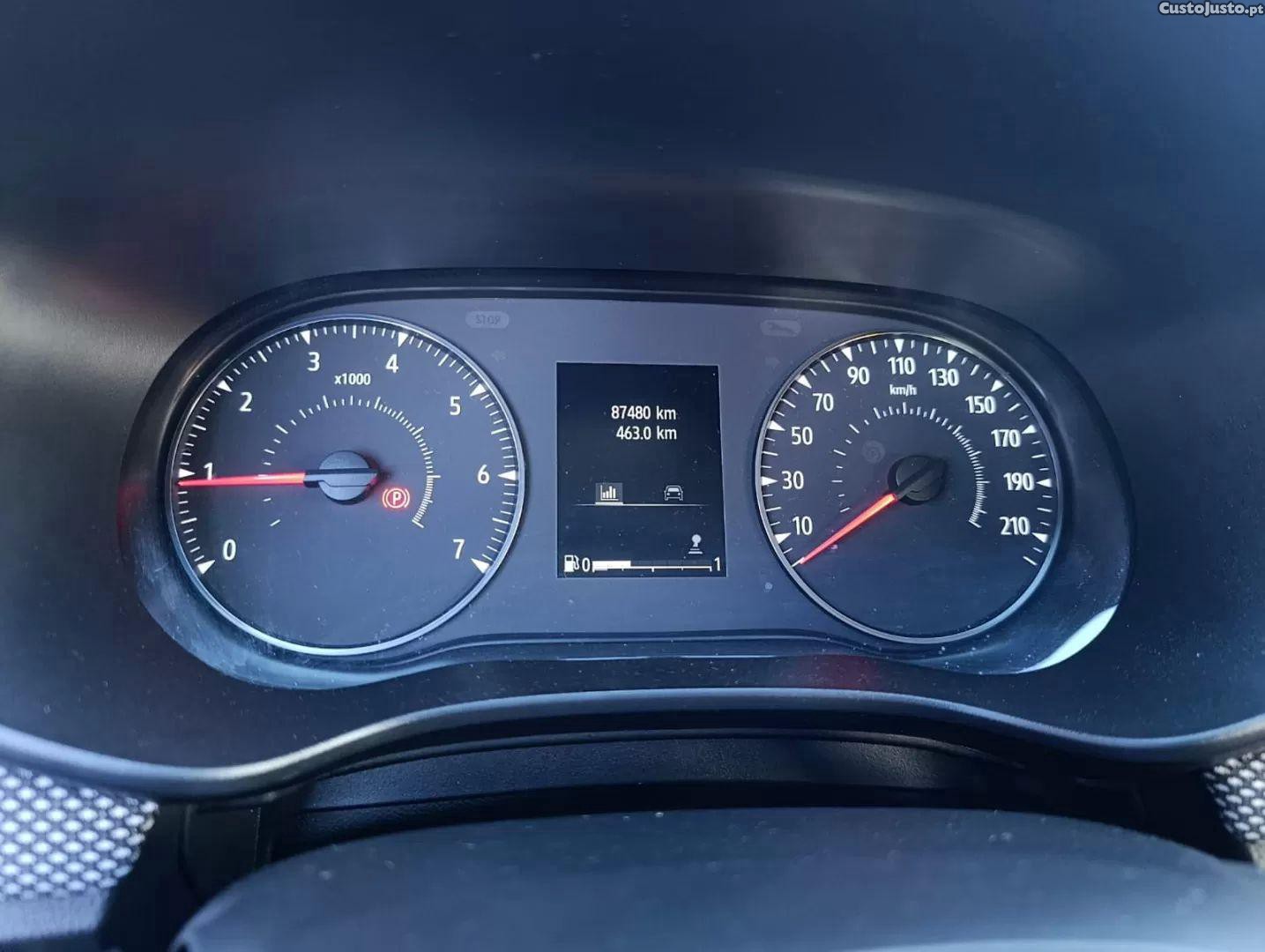 Dacia Sandero 1.0 bi-fuel stepway comfort — photo 3