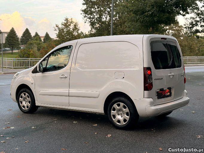 Peugeot Partner 1.6 e-HDI 90cv Topo de Gama - 14 — photo 3
