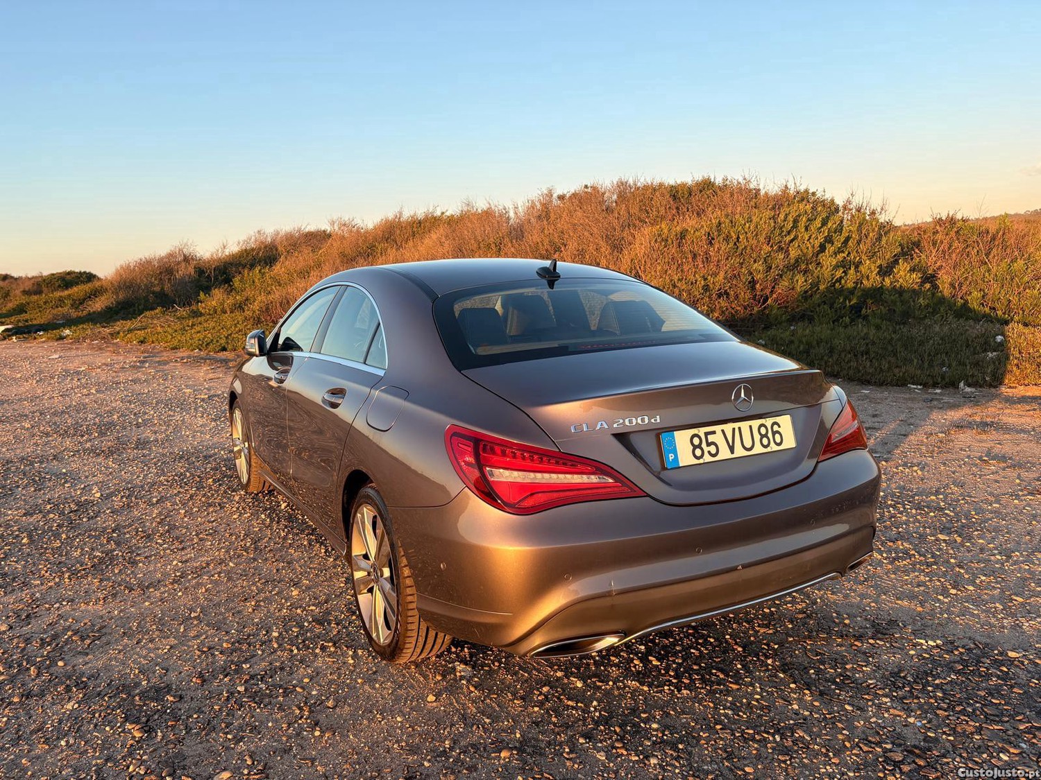 Mercedes-Benz CLA 200 200 D - 18 — photo 3