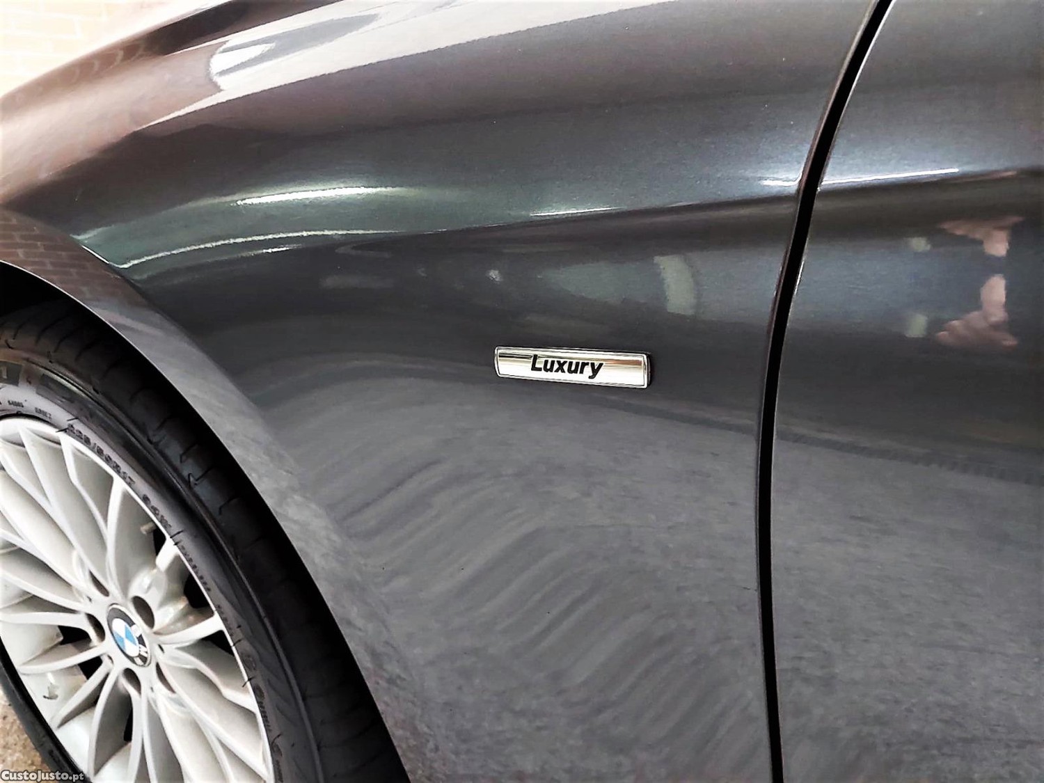 BMW 318 Luxury - 15 — photo 4