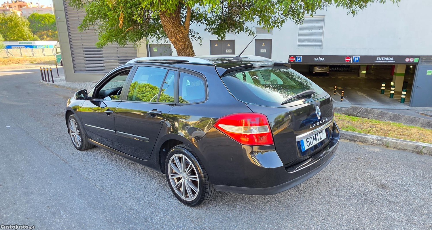 Renault Laguna 1.5 dci — fotografia 9