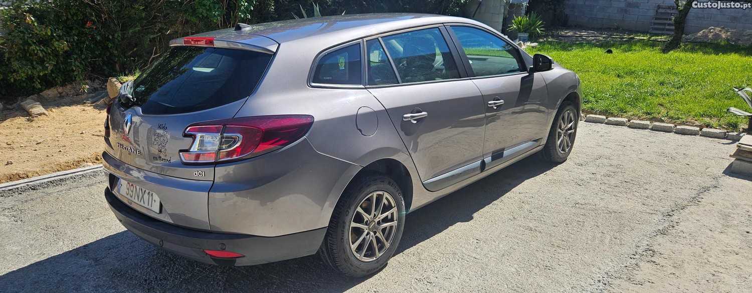 Renault Mégane dCi 110 FAP Expression — fotografia 6
