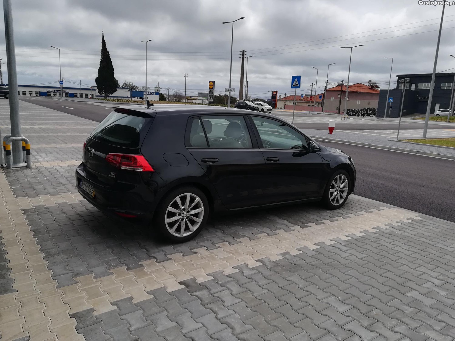 Volkswagen Golf 1.6 tdi highline 2014 — fotografia 5
