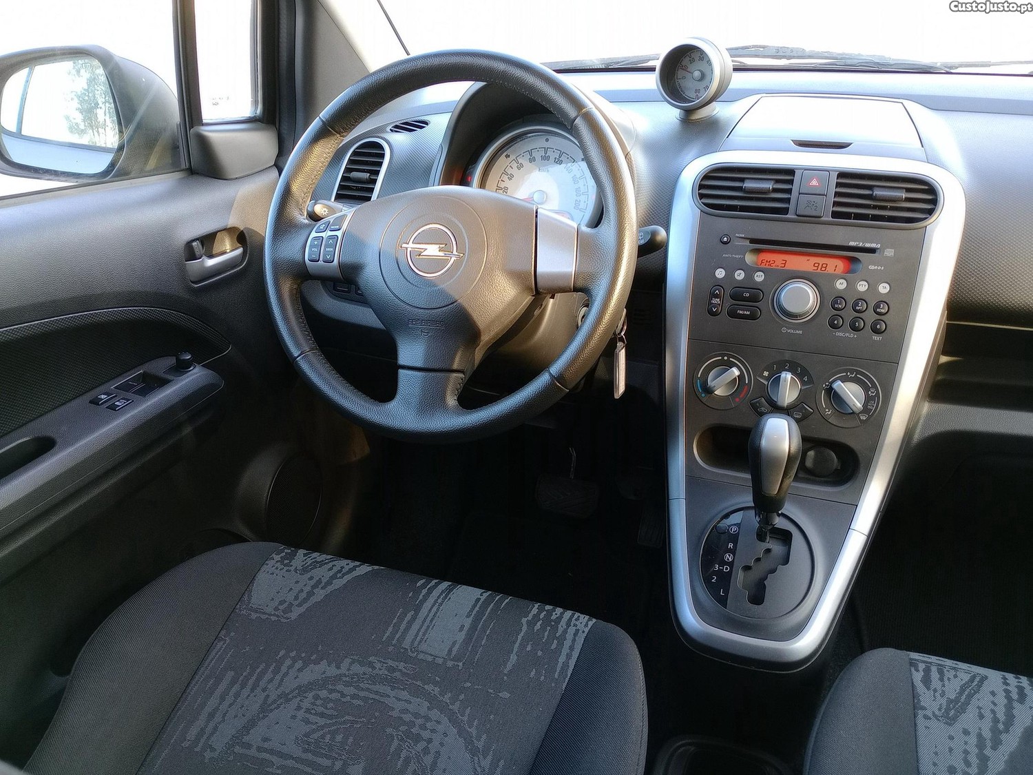 Opel Agila 1.2 Enjoy Aut. — fotografia 8