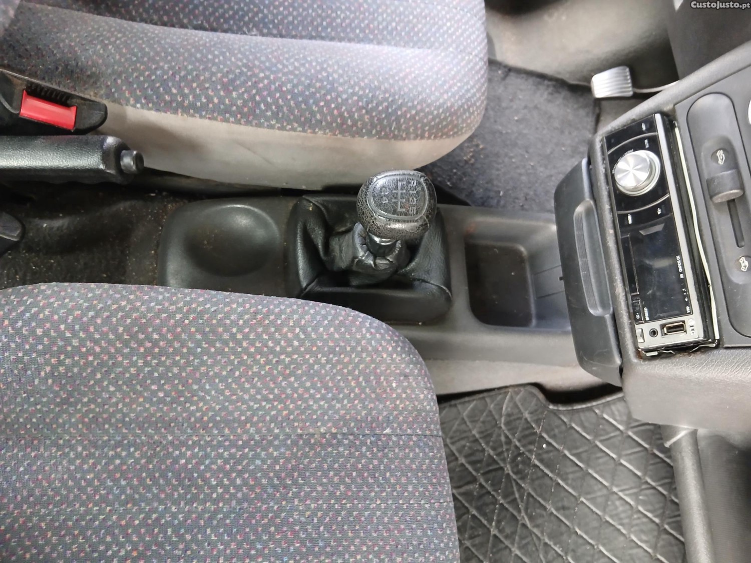 Opel Corsa B - 93 — photo 5